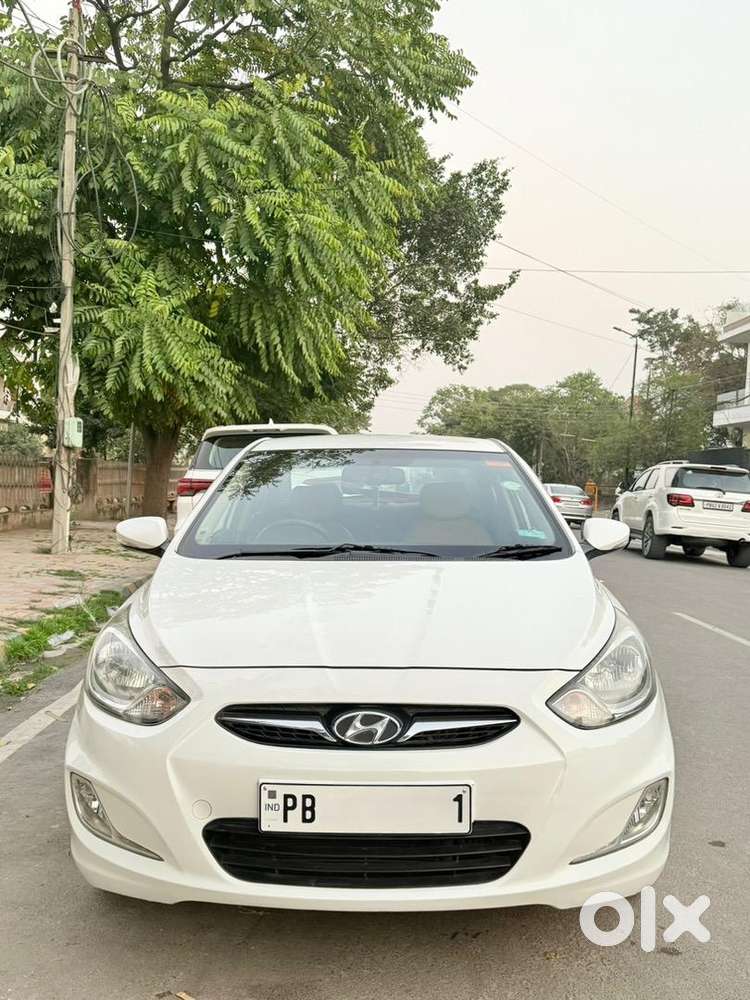 Hyundai Fluidic Verna 2015 Diesel Automatic Well Maintained