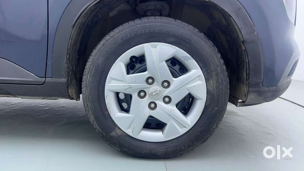 Hyundai Venue [2022-ongoing] 1.2 S, 2019, Petrol