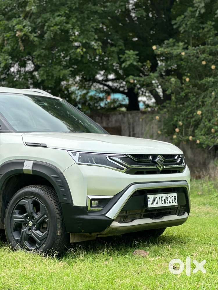 Maruti Suzuki Brezza 1.5 Zxi At Smart Hybrid Dual Tone, 2022, Petrol