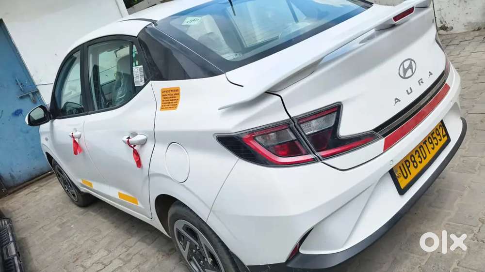 Hyundai Aura 2025 Cng & Hybrids 31000 Km Driven