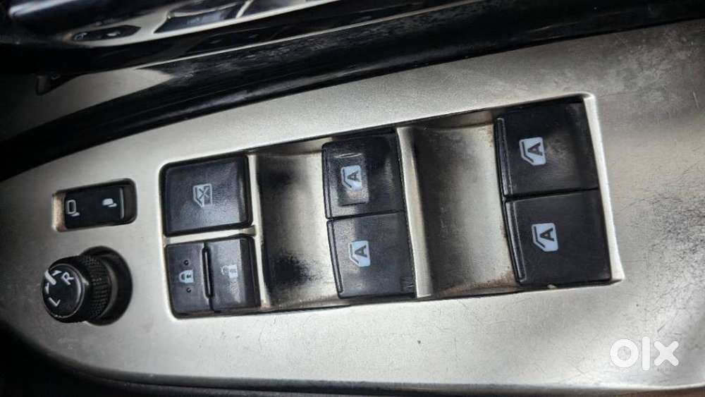 Toyota Innova Crysta 2.8z Automatic, 2016, Diesel