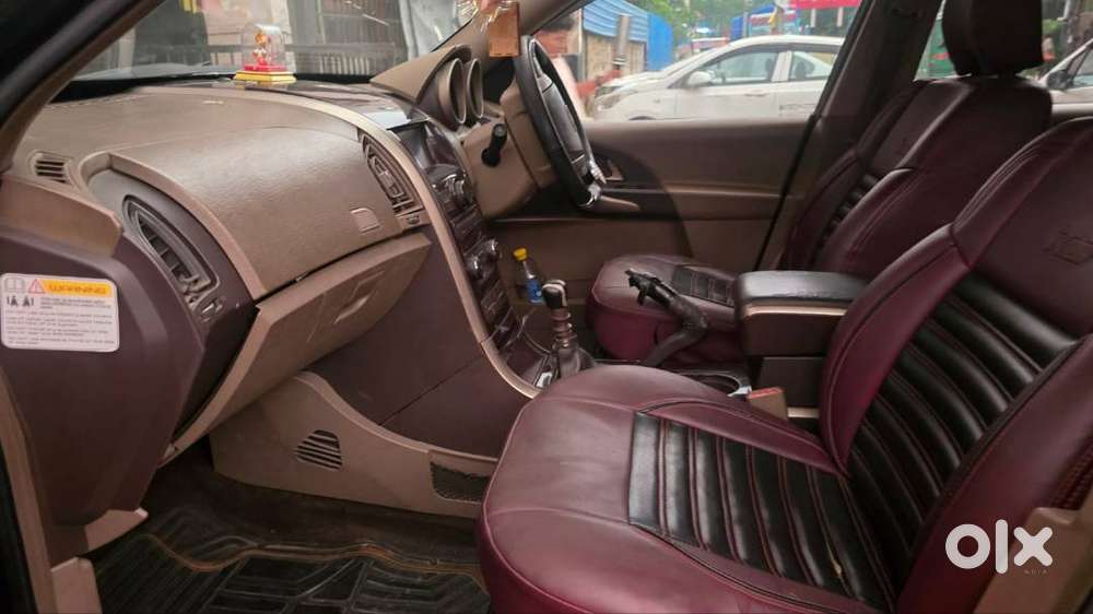 Mahindra Xuv 500 Year 2014 Black Colour