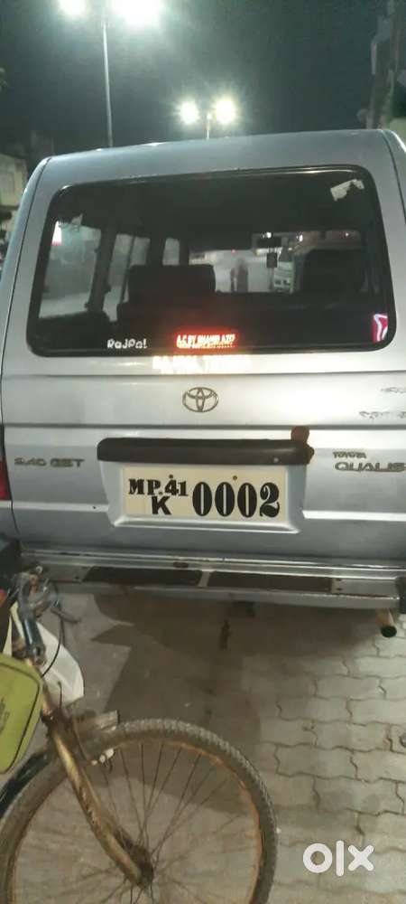 टोयोटा की भारत में पहली कार टोयोटा क्वालिस..