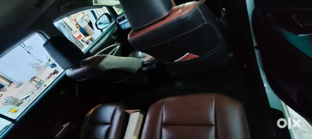 Toyota Innova Crysta 2018 Diesel 105230 Km Driven