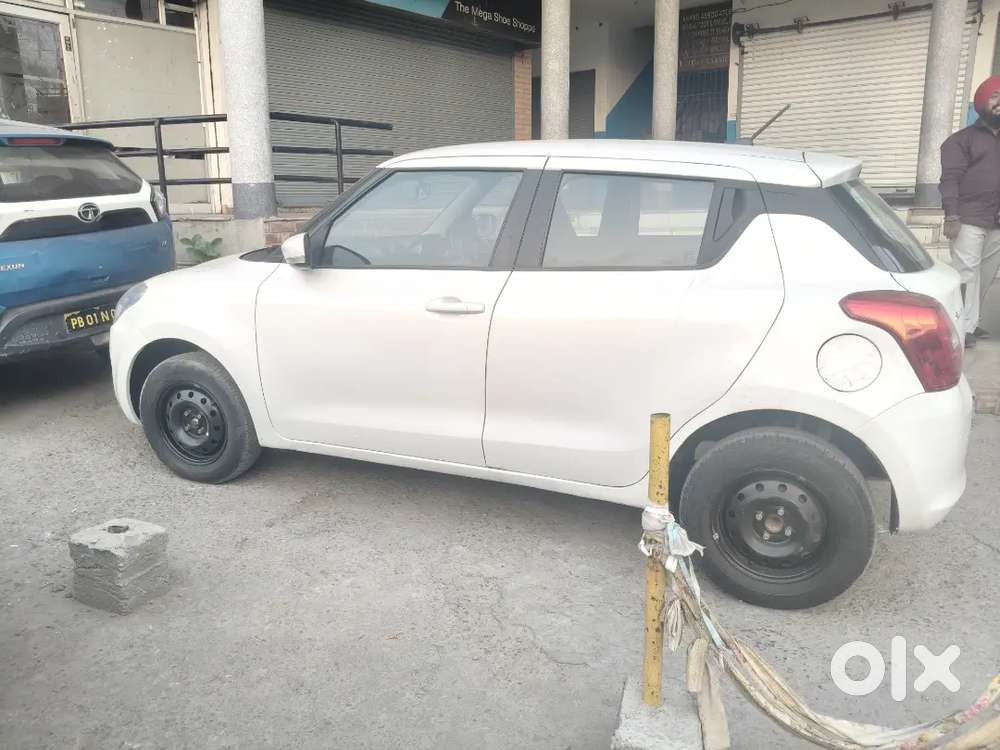 Maruti Suzuki Swift 2021 Petrol 42000 Km Driven
