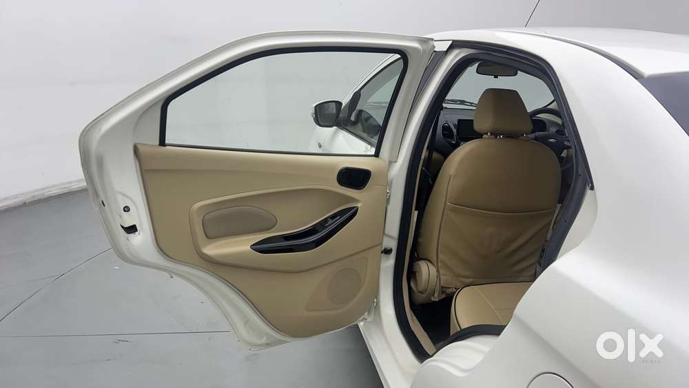 Ford Figo Aspire Titanium, 2021, Petrol