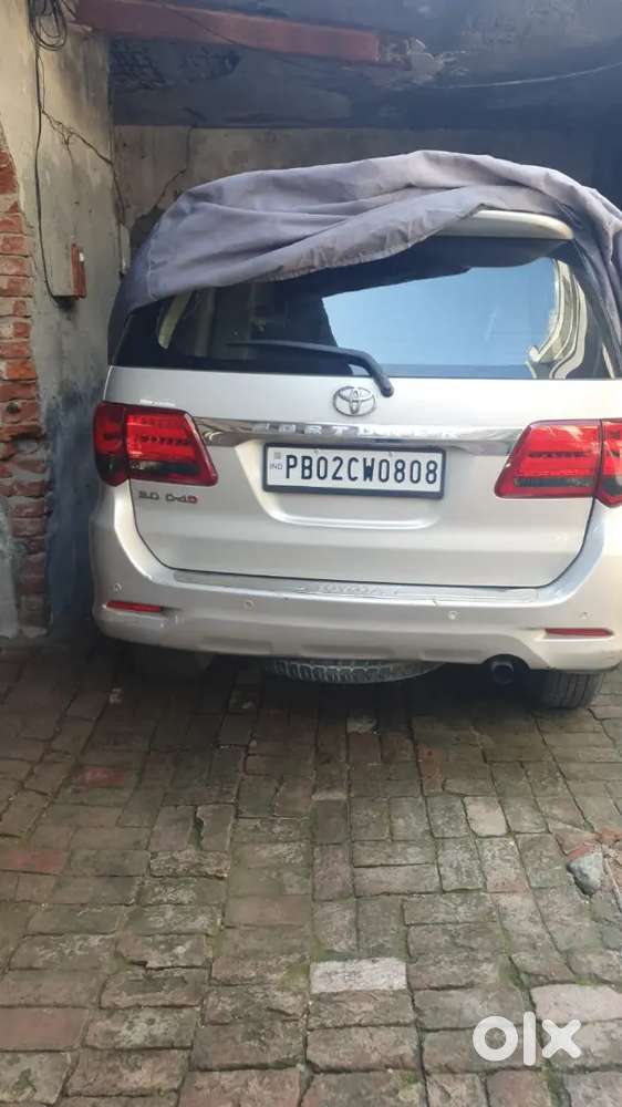 Toyota Fortuner  2012 Diesel 97000 Km Driven