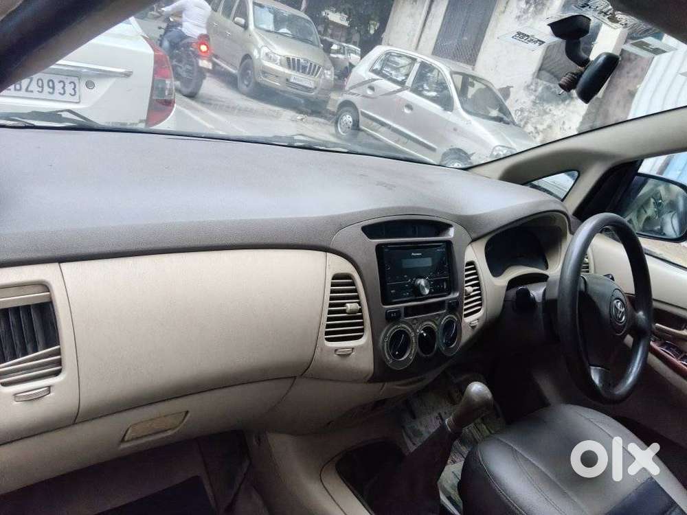 Toyota Innova 2.5 G (diesel) 8 Seater Bs Iv, 2008, Diesel