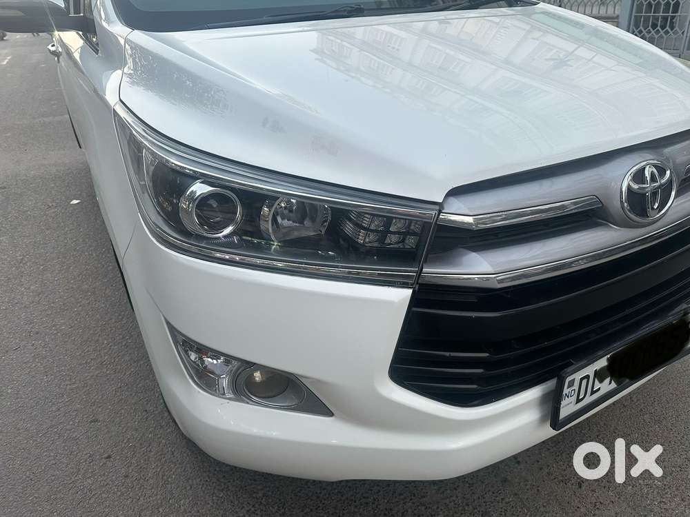 Toyota Innova Crysta 2.8z Automatic, 2017, Diesel