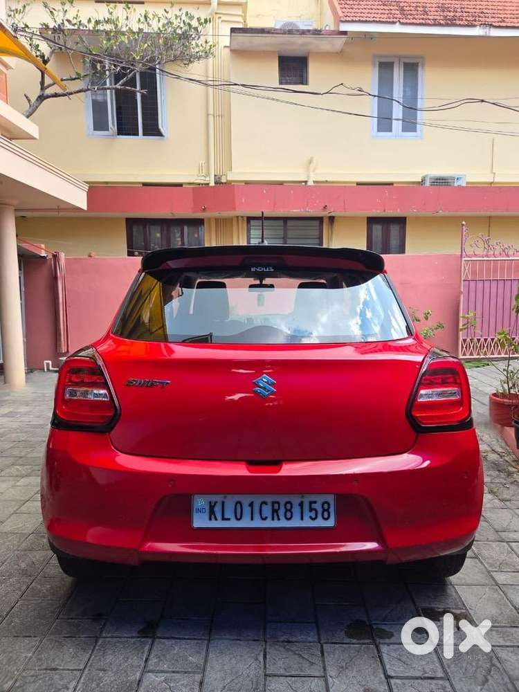 Maruti Suzuki Swift 2021 Petrol 29800 Km Driven