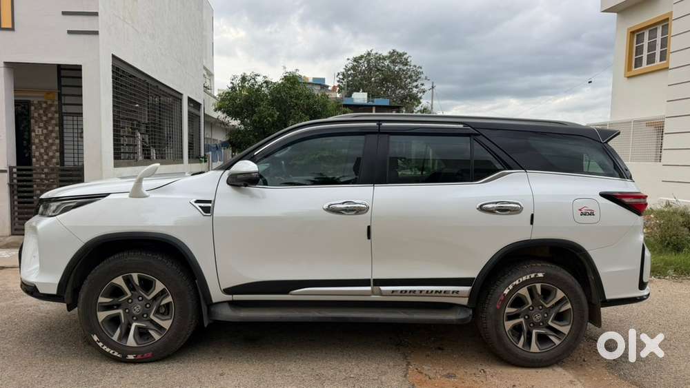 2023 Toyota Fortuner Legender