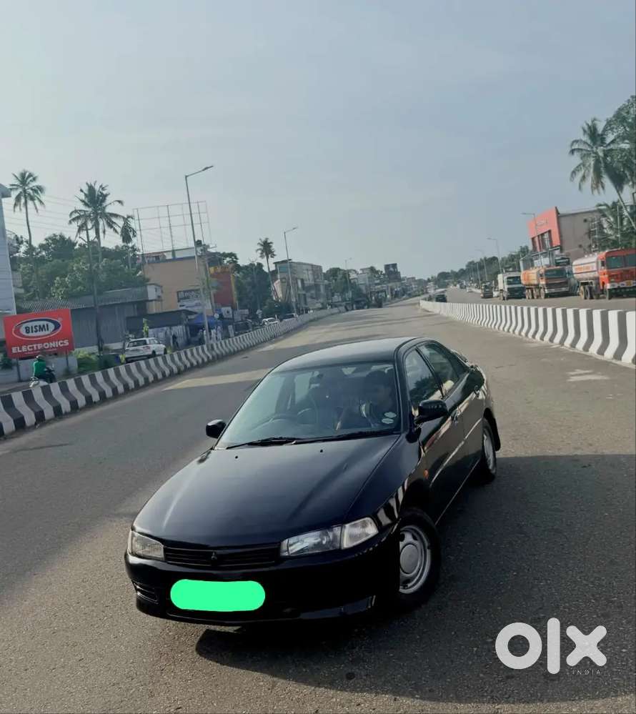 Mitsubishi Lancer 1.5 Glxi 2000
