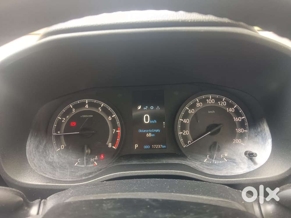Toyota Innova Hycross 2.0 Gx 8 Str, 2024, Petrol