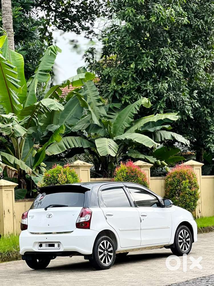 Toyota Etios Liva 1.2 V, 2018, Petrol