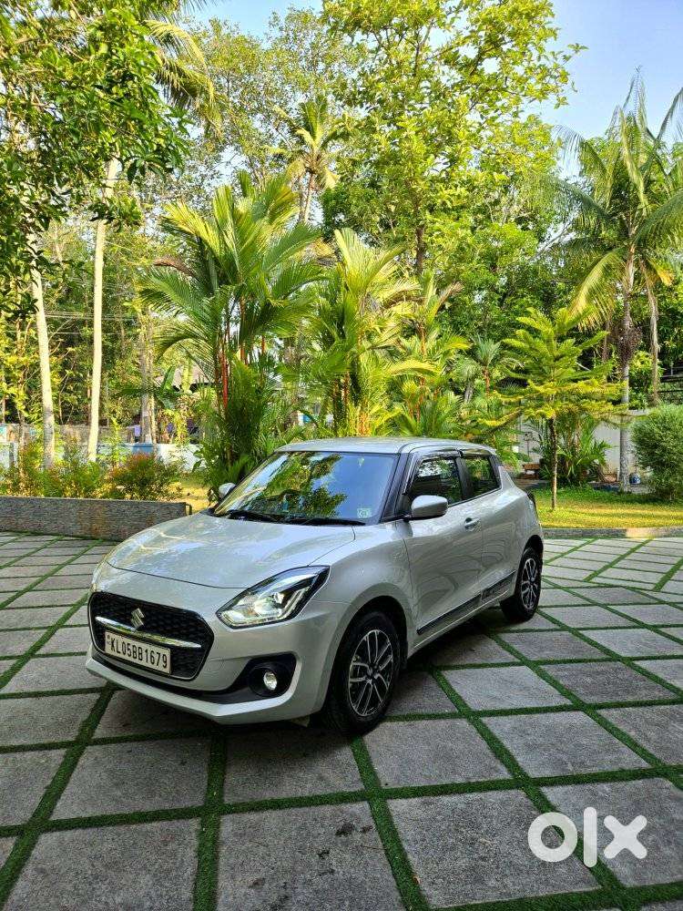 Maruti Suzuki Swift Zxi Plus Dual Tone, 2024, Petrol