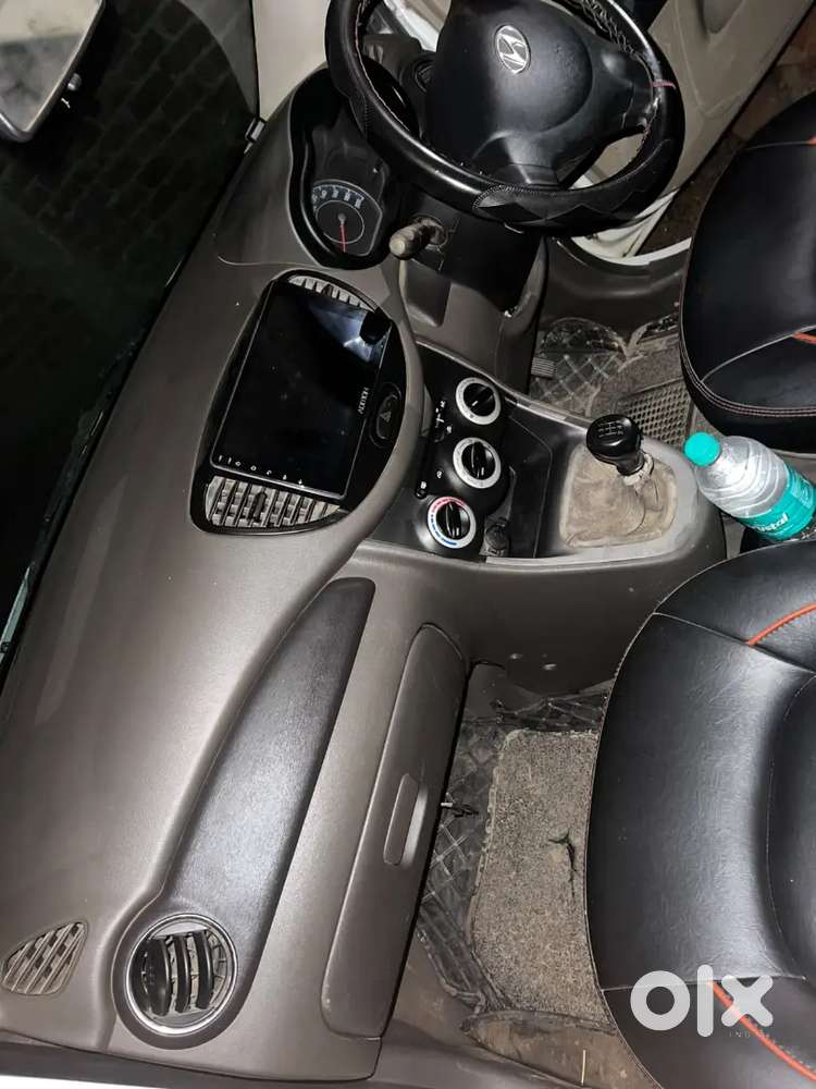 Hyundai I10 डी-लाइट 2012