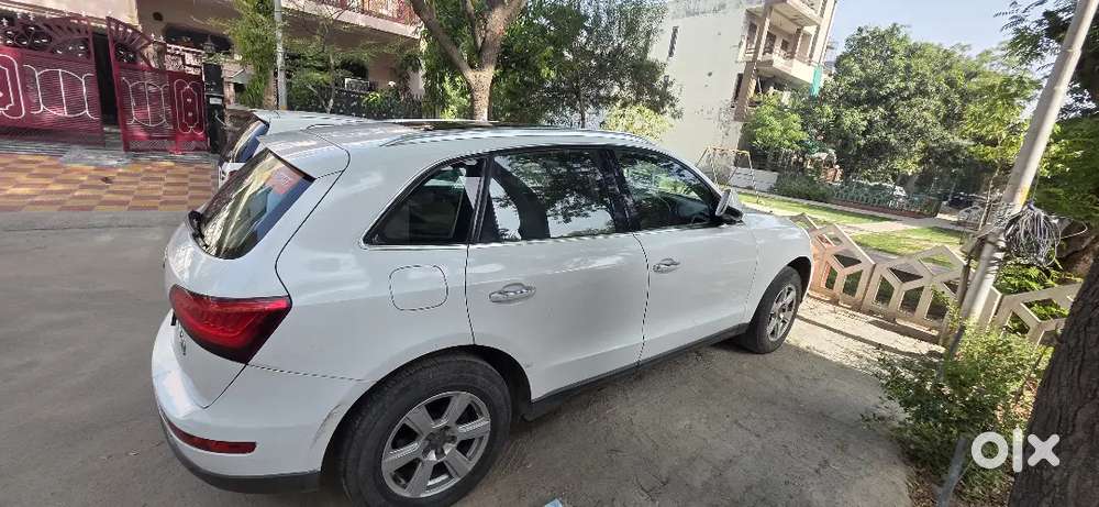 Single-handed Audi Q5 Quattro (2016) Diesel - Like New Condition