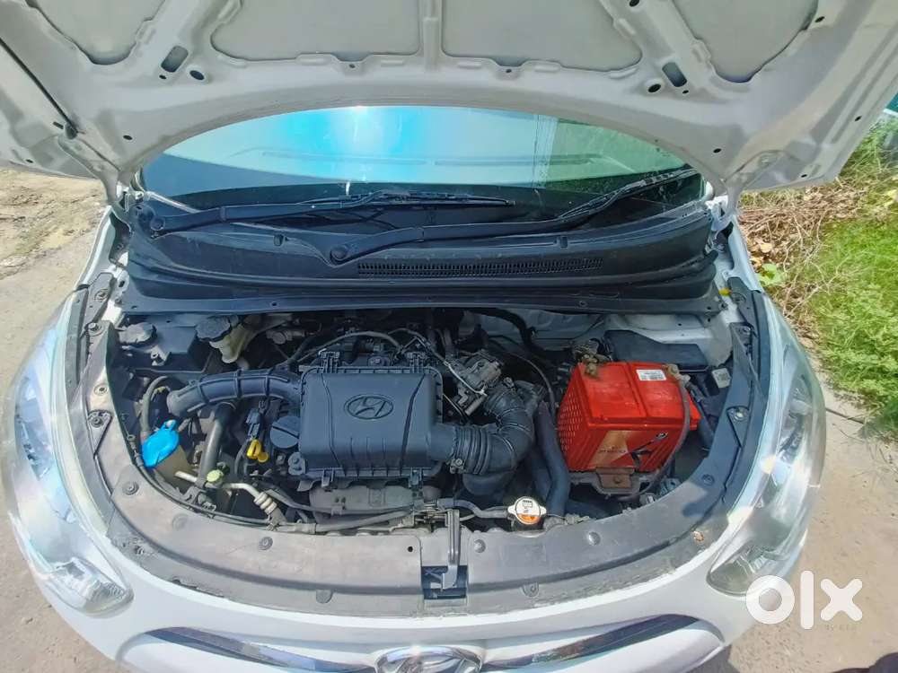 Hyundai I10 Sportz 2014 Petrol