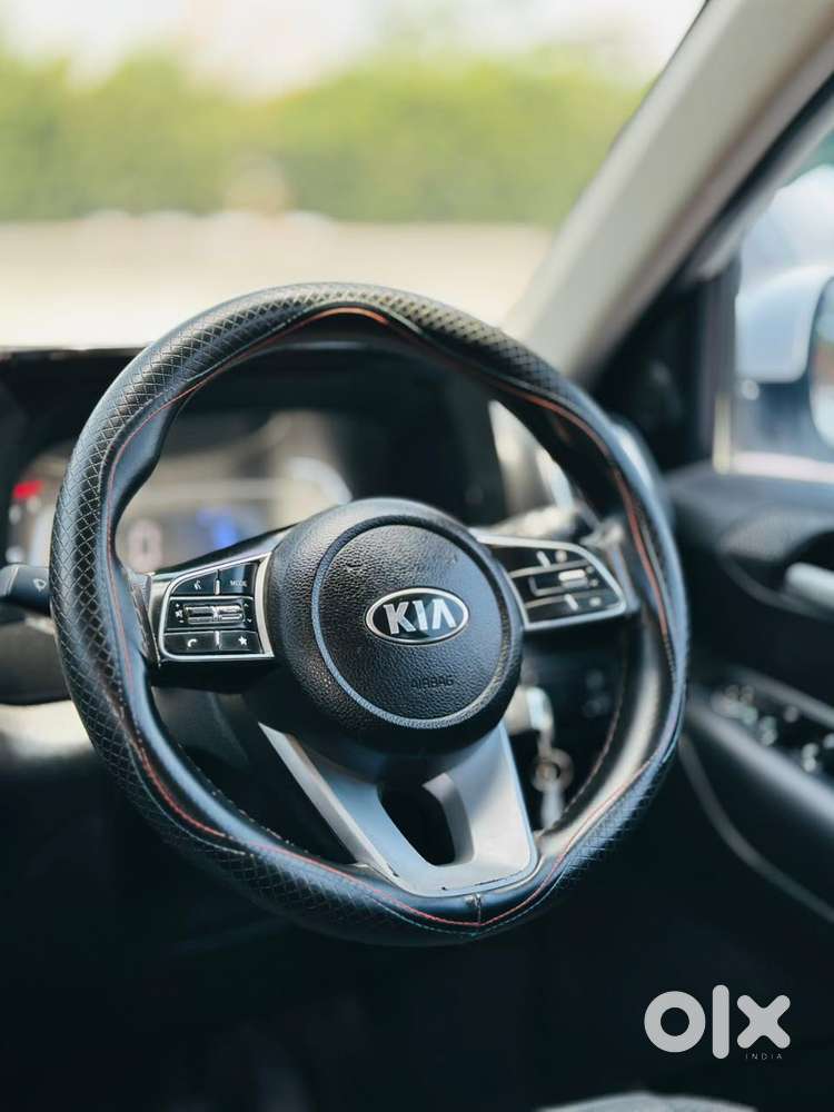 Kia Sonet, 2021, Petrol
