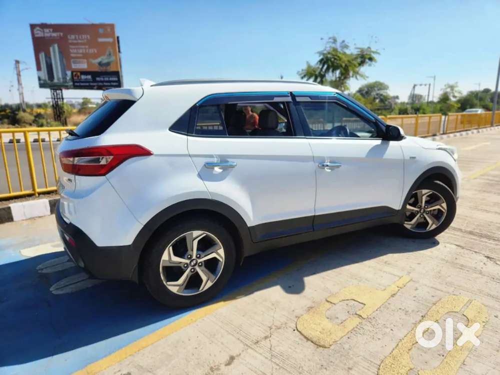 Creta Sx Plus (o) Automatic Top Model