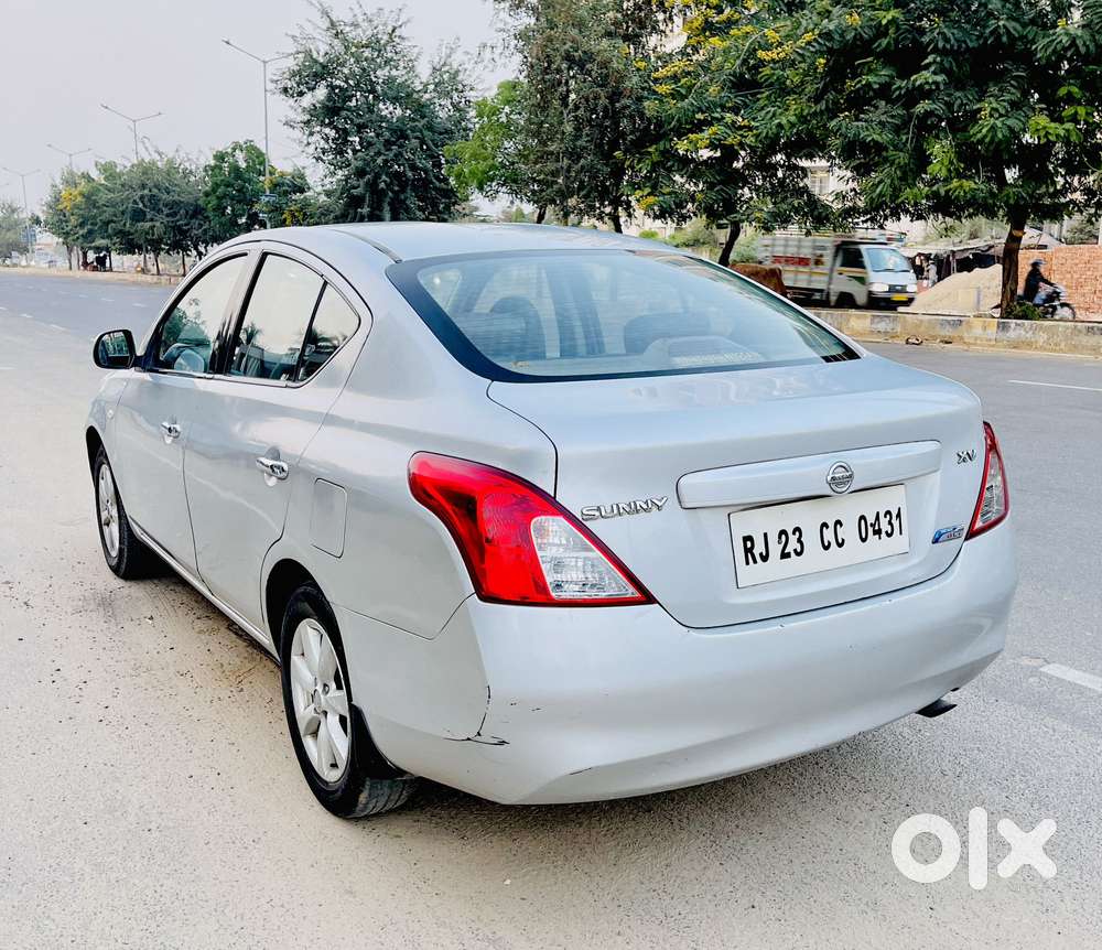 Nissan Sunny, 2012, Diesel