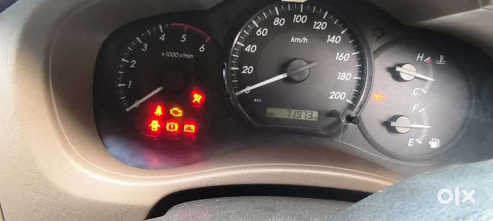 Toyota Innova 2015 Diesel Well Maintained