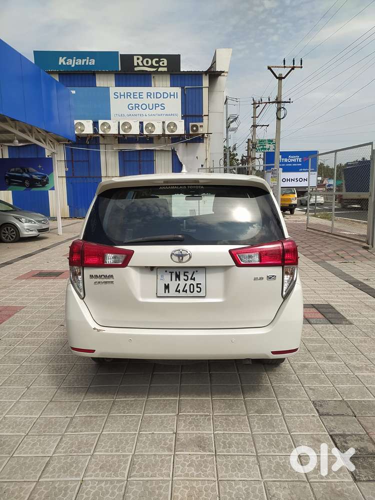 Toyota Innova Crysta 2.8z Automatic, 2016, Diesel