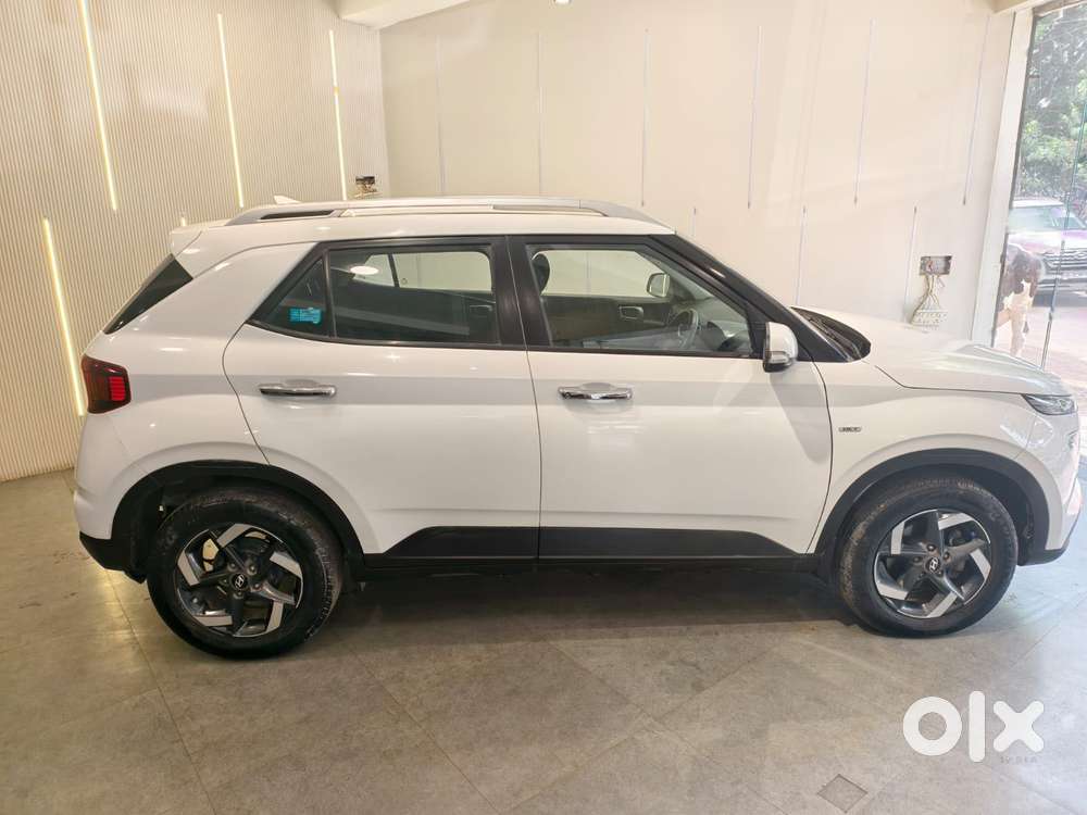 Hyundai Venue Sx Plus Turbo Dct, 2020, Petrol