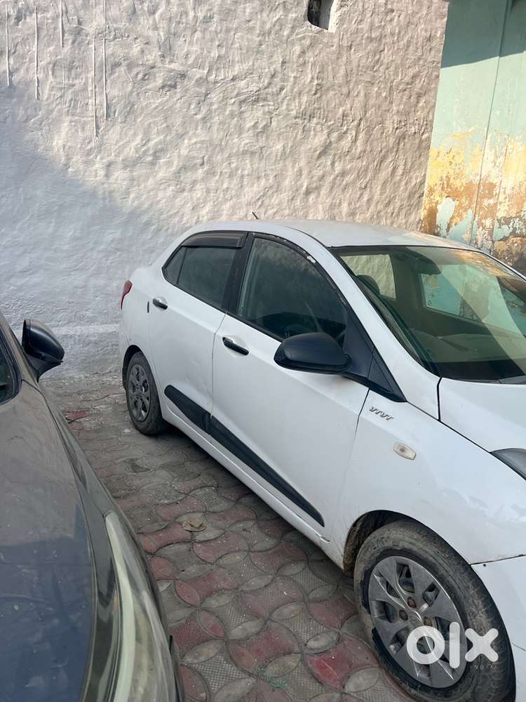 Hyundai Xcent 2017 Petrol Well Maintained