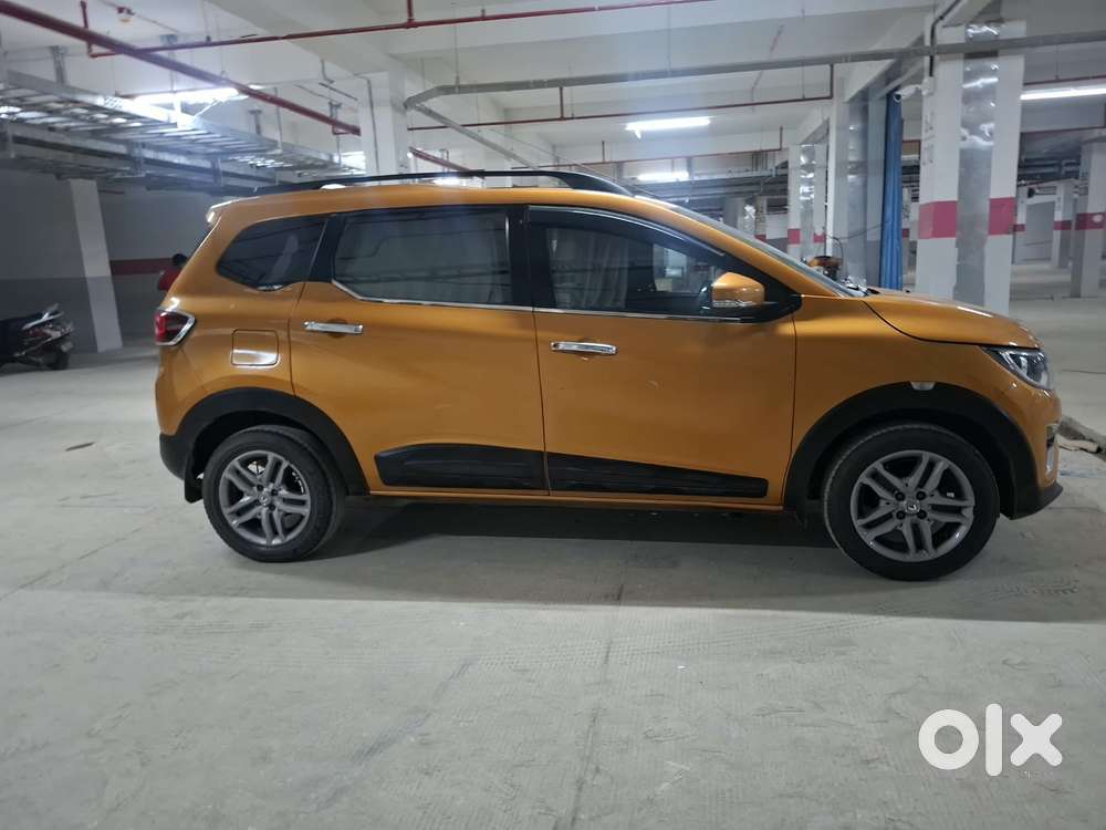Renault Triber Rxz, 2020, Petrol