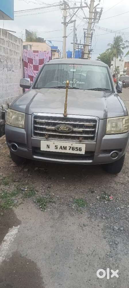 Ford Endeavour Xlt 2009