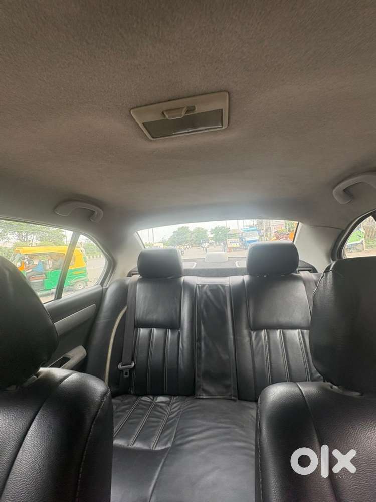 Maruti Suzuki Swift Dzire 2012 Diesel