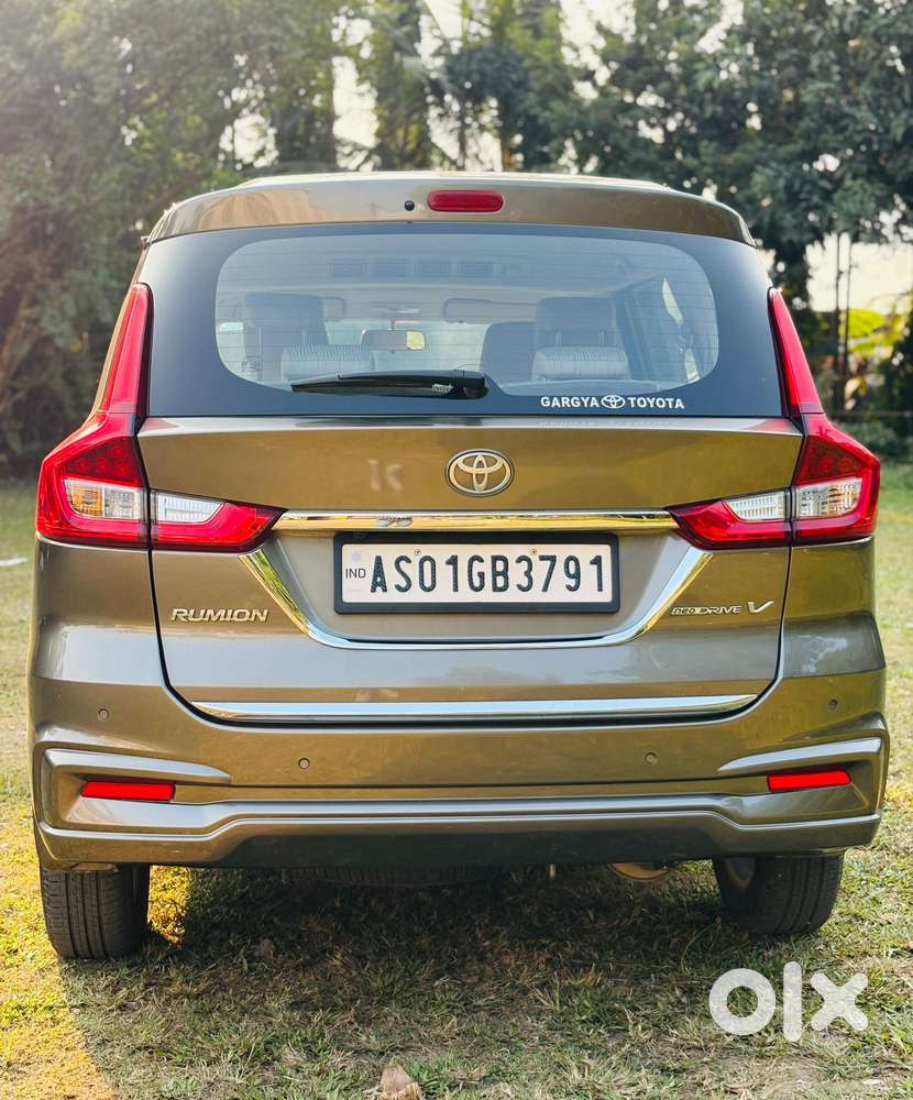 Toyota Rumion V Mt, 2024, Petrol