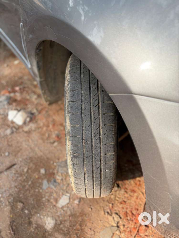 Maruti Suzuki Dzire 1.2 Vxi, 2022, Petrol