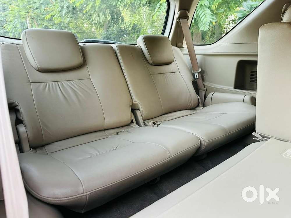Toyota Fortuner Diesel 2014 Car Automatic / Well Mentioned/ New Tyre