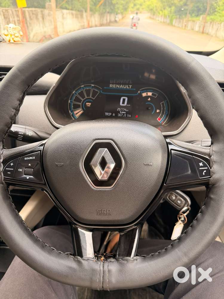 Renault Triber Rxt, 2022, Petrol