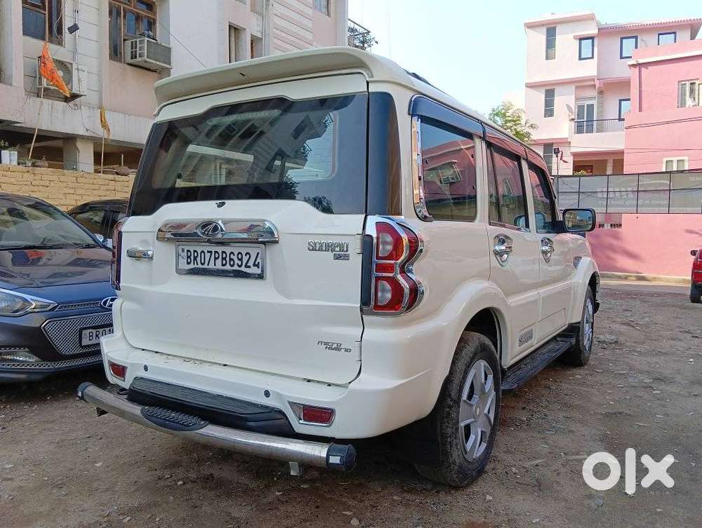 Mahindra Scorpio 2.2 S7 7 Str, 2018, Diesel