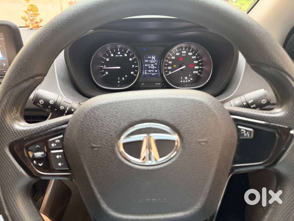 2018 Tata Nexon Xza+ Diesel Amt  1st Owner  40k Km  Dual Tone