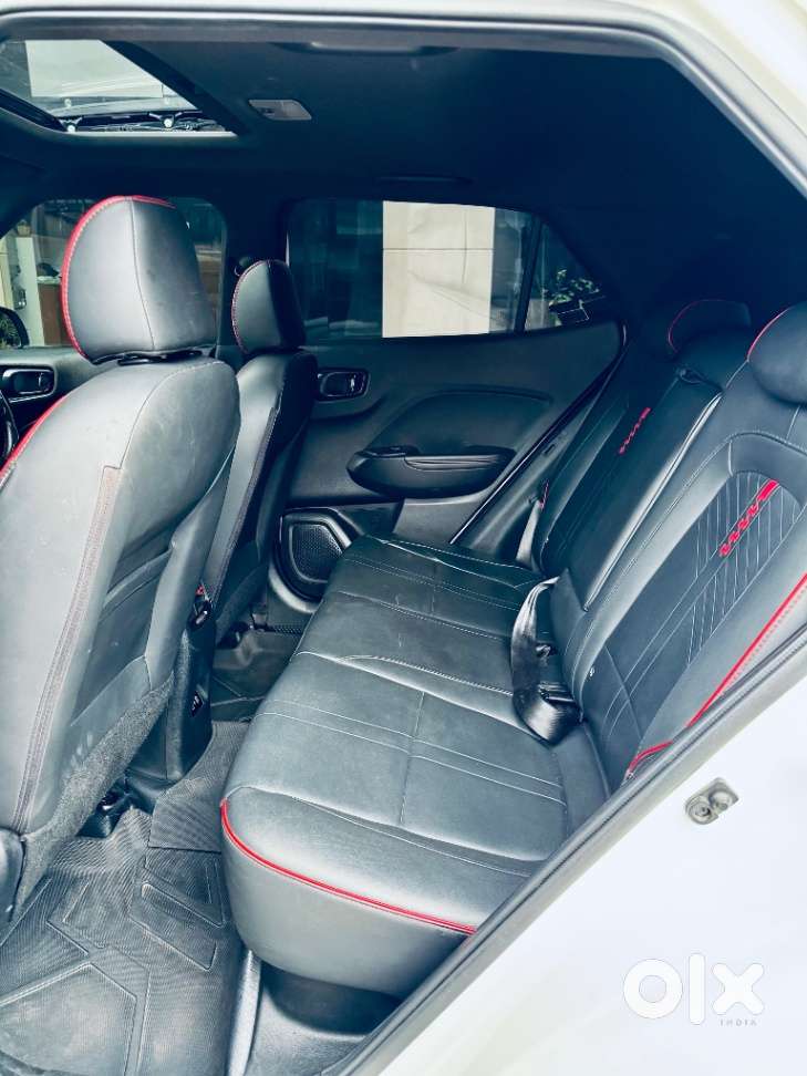 Hyundai Venue N Line 1.0 N8 Turbo Dct Dual Tone, 2022, Petrol