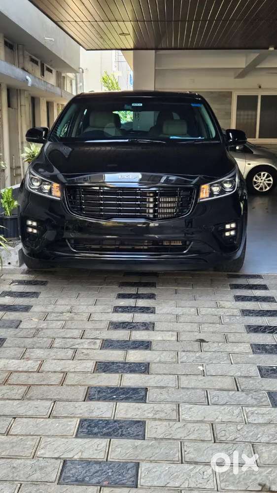 Kia Carnival 2022 Diesel 55000 Km Driven