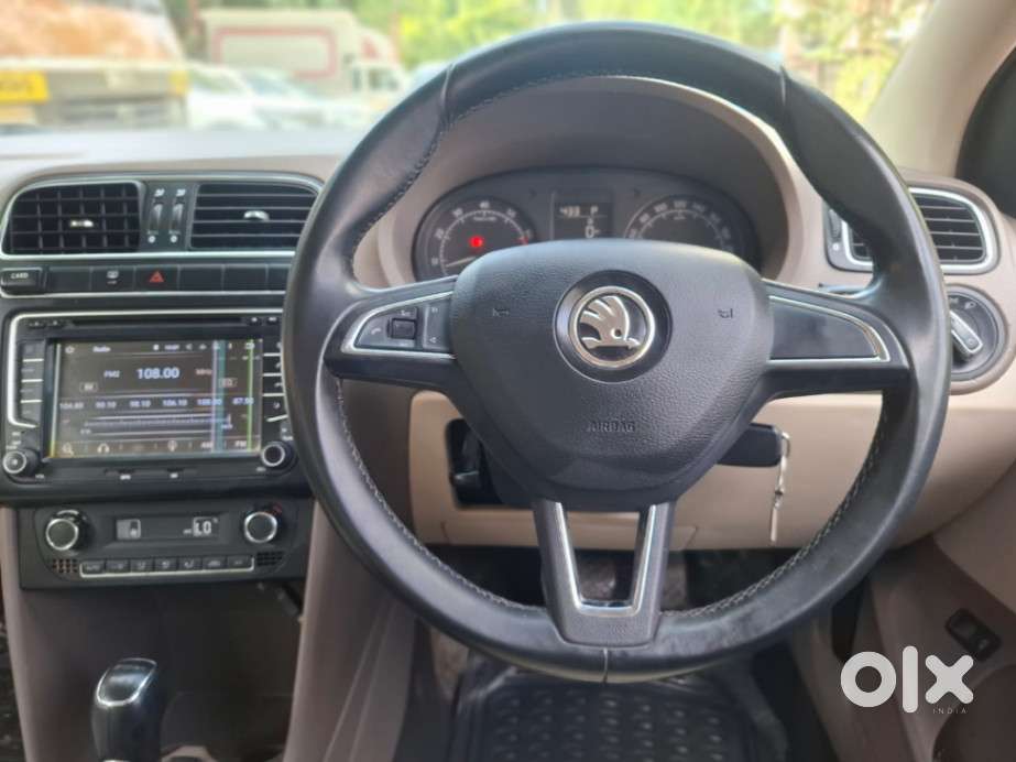 Skoda Rapid 1.6 Mpi Style Plus, 2016, Petrol