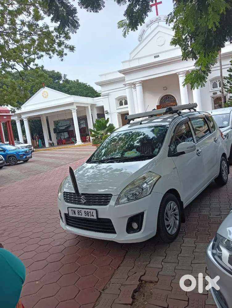 Car Neat And Fresh Luxury Looking