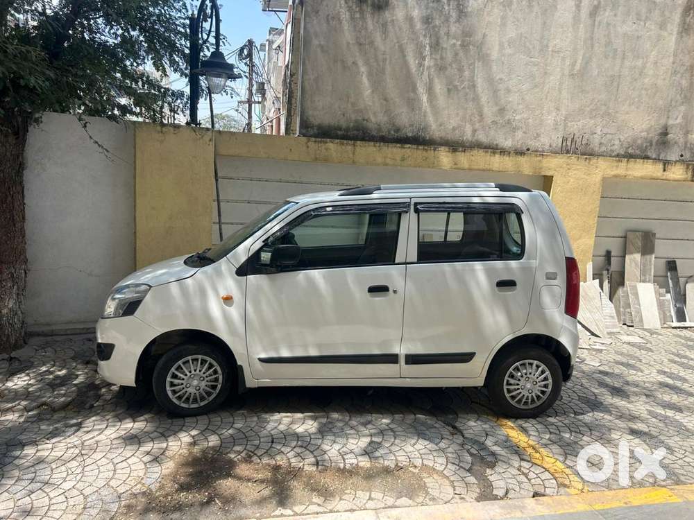 Maruti Suzuki Wagon R Vxi 1.0 Cng, 2018, Cng & Hybrids