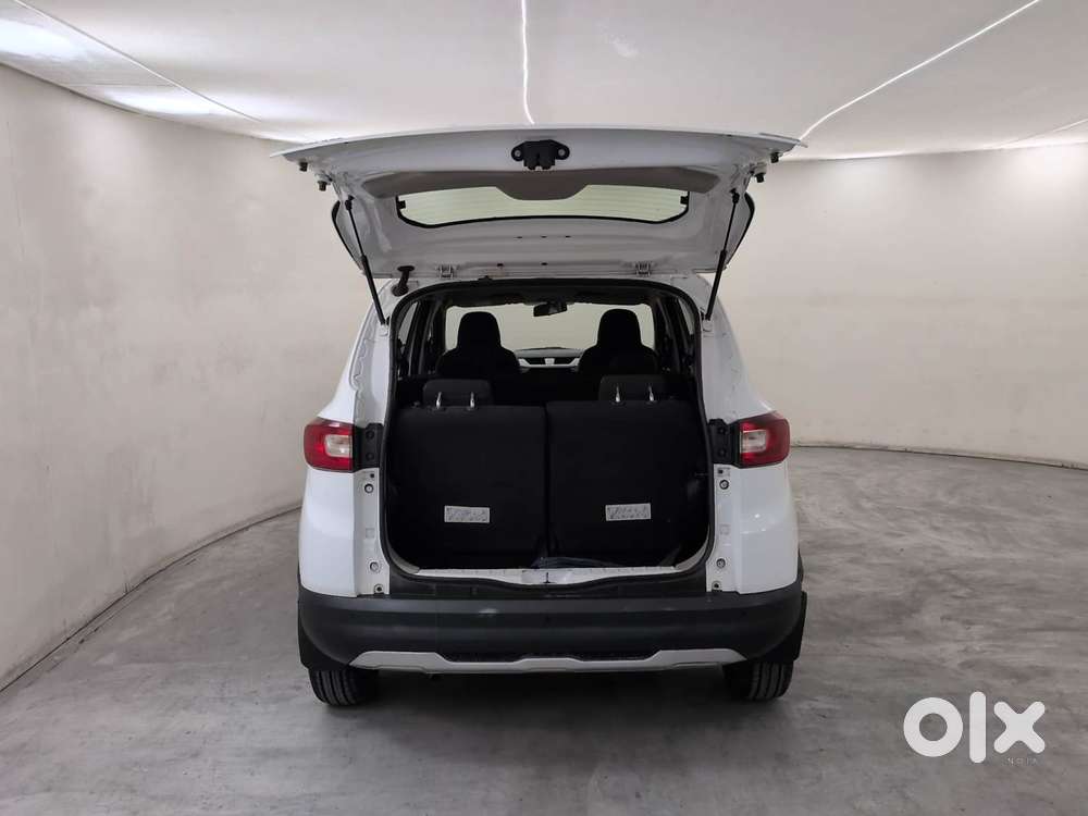 Renault Triber Rxz Easy-r Amt, 2020, Petrol