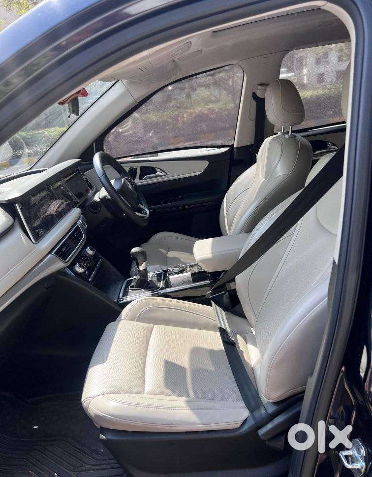 Mahindra Xuv700 Ax7 Luxury Pack Awd, 2023, Diesel