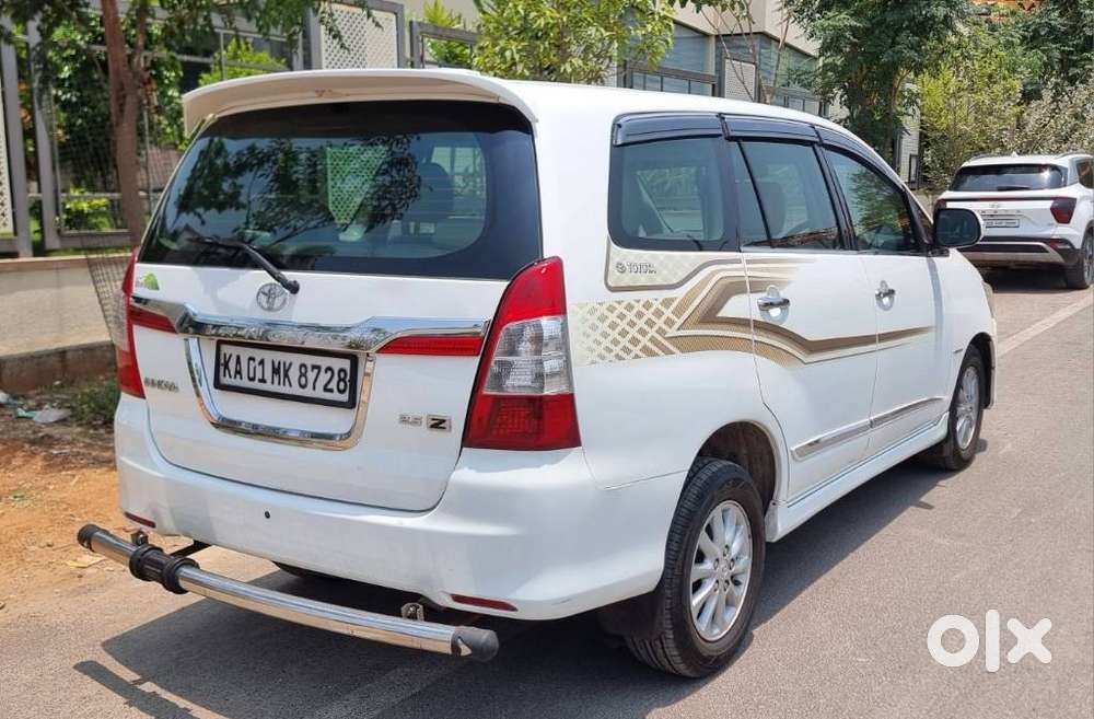 Toyota Innova 2.5 Zx 7 Str Bs-iv, 2014, Diesel