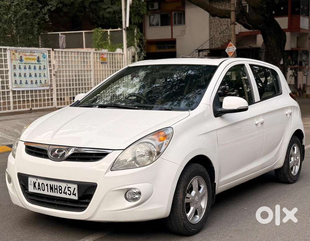 Hyundai I20 Asta (o) With Sunroof