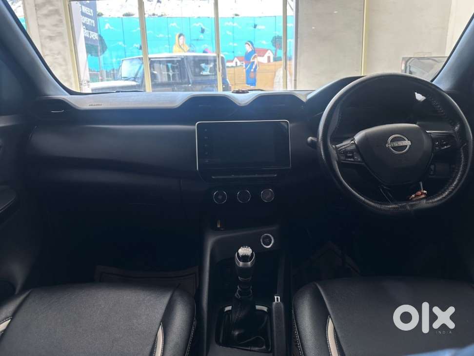 Nissan Magnite Kuro Edition 1.0 Petrol Mt, 2023, Petrol