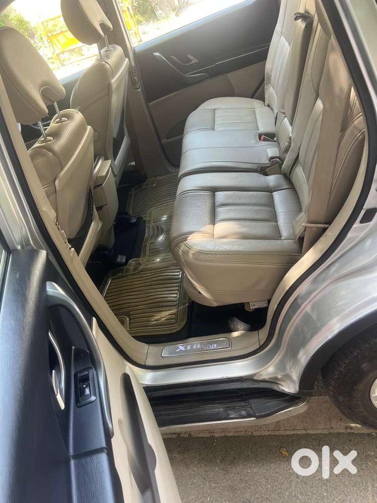 Mahindra Xuv500 2.2 W10, 2016, Diesel