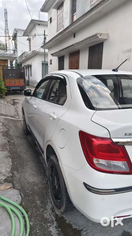 Maruti Suzuki Dzire 2021 Petrol 33000 Km Driven